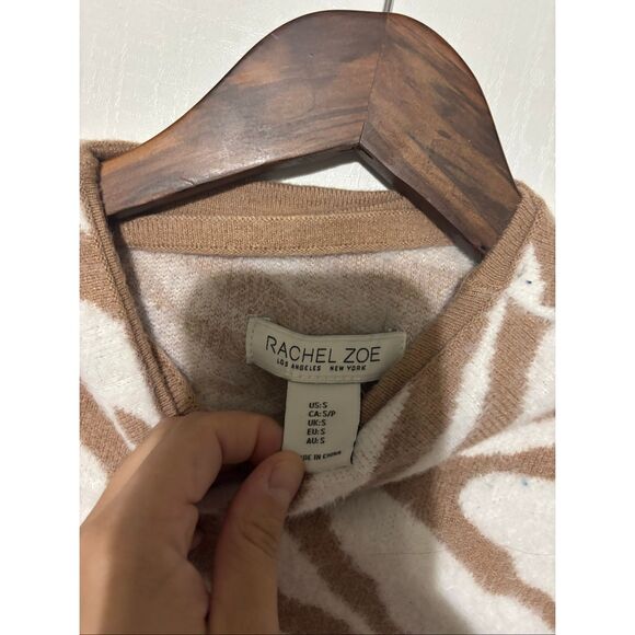 Rachel Zoe Women's Size Small Cream Tan Zebra Print Pullover Sweater - Picture 4 of 5